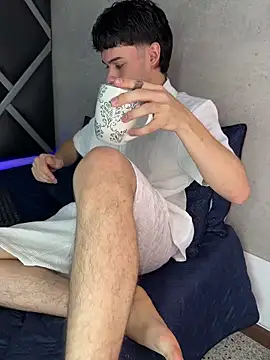 Lucian-greyy online show from 02.18.26