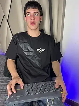 Lucian-greyy online show from 03.02.26