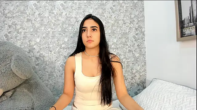 Snapshot of Anika_H chatting on 04.17.26 Anika H online show from 04.17.26
