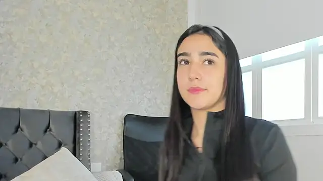 Anika H online show from 06.04.26