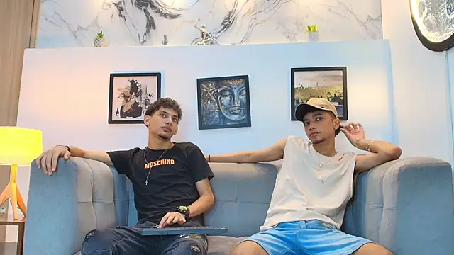 Snapshot of YOUNG_BOYS_HELL chatting on 04.21.26 YOUNG BOYS HELL online show from 04.21.26
