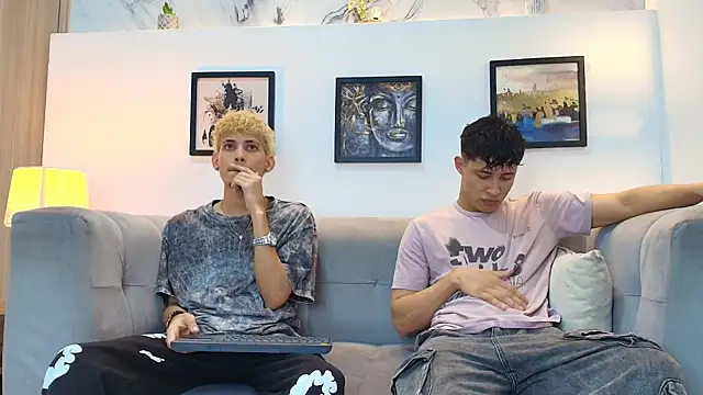 Snapshot of YOUNG_BOYS_HELL chatting on 05.27.26 YOUNG BOYS HELL online show from 05.27.26
