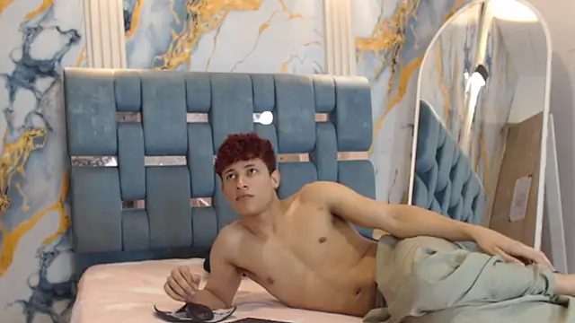 YOUNG BOYS HELL online show from 07.05.26