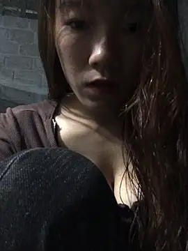 Snapshot of Sukem-mut chatting on 02.28.26 Sukem-mut online show from 02.28.26