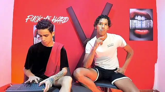 Snapshot of GREEN_BOYS chatting on 02.17.26 GREEN BOYS online show from 02.17.26