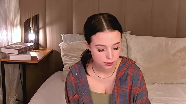 Snapshot of LanaLedger chatting on 03.03.26 LanaLedger online show from 03.03.26