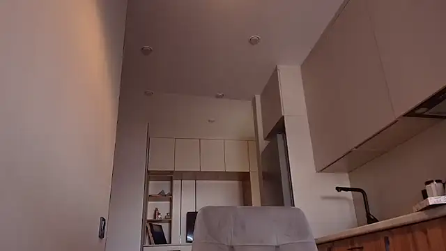 lilly sweeet online show from 04.03.26