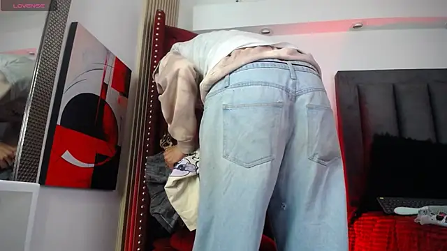 Snapshot of Cain_Dantalion chatting on 04.09.26 Cain Dantalion online show from 04.09.26