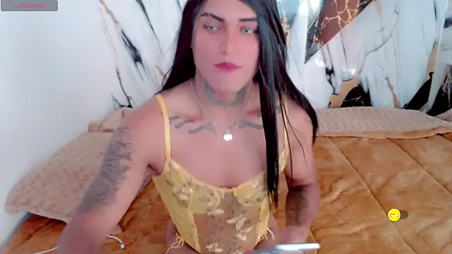 Sofia HotSexi online show from 02.17.26