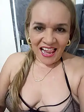 Snapshot of charlotte_milf30 chatting on 02.28.26 charlotte milf30 online show from 02.28.26