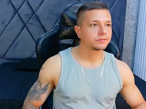 Snapshot of TYSONRICH1 chatting on 02.24.26 TYSONRICH1 online show from 02.24.26