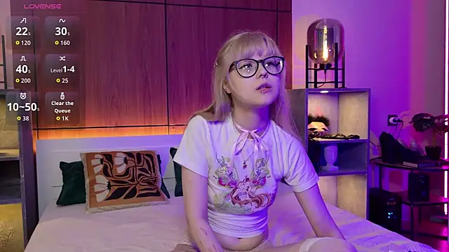 MoliQin online show from 03.29.26