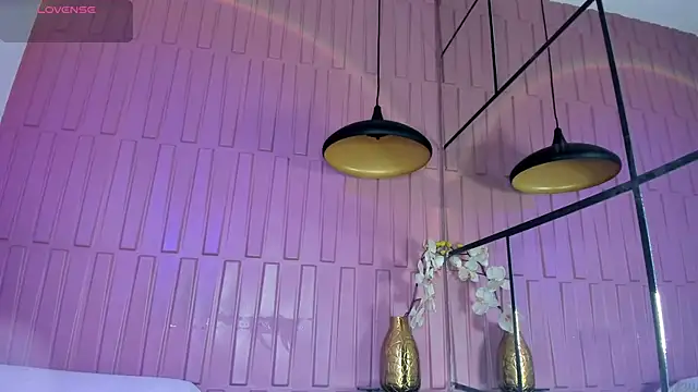 Nani Roman online show from 02.21.26