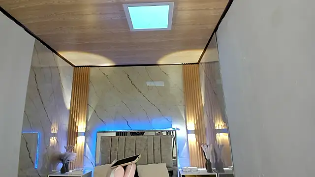 your whore Salome online show from 03.23.26