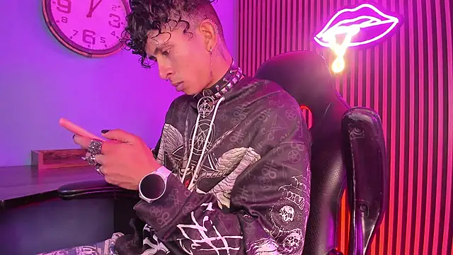 Snapshot of Maximoking26 chatting on 03.02.26 Maximoking26 online show from 03.02.26