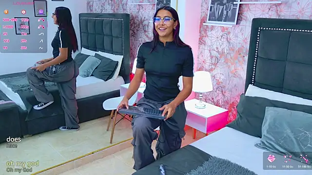 Snapshot of Raven_Gloomy chatting on 05.25.26 Raven Gloomy online show from 05.25.26