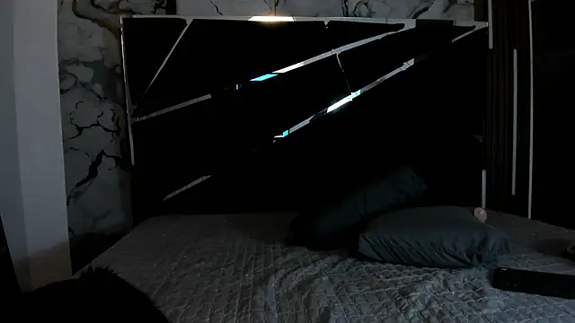 Couple In Heat online show from 04.13.26