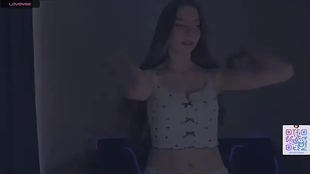 AmandaBales online show from 04.17.26