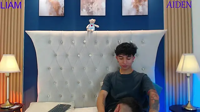Aiden Rivers  online show from 05.14.26