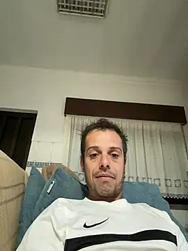 Snapshot of vieiratiago963 chatting on 05.24.26 vieiratiago963 online show from 05.24.26