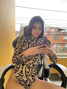 Aylin fire online show from 02.19.26