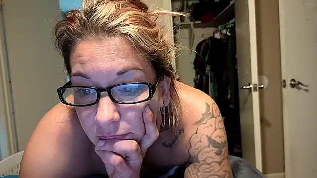 MissBella0969 online show from 04.15.26