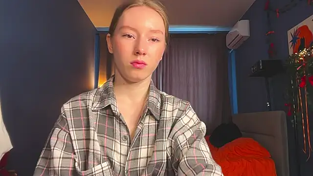 Snapshot of Anna_Kare chatting on 04.01.26 Anna Kare online show from 04.01.26