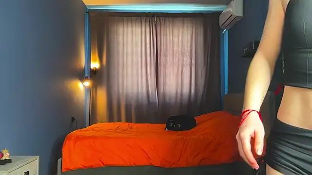 Snapshot of Anna_Kare chatting on 04.06.26 Anna Kare online show from 04.06.26