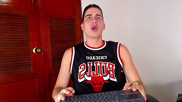 ryanlevi1 online show from 02.16.26