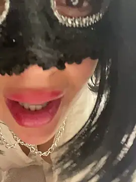 Snapshot of katy_nour chatting on 05.16.26 katy nour online show from 05.16.26