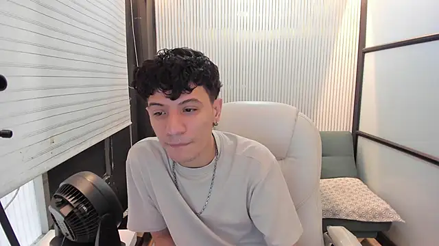 Angel St1 online show from 04.16.26