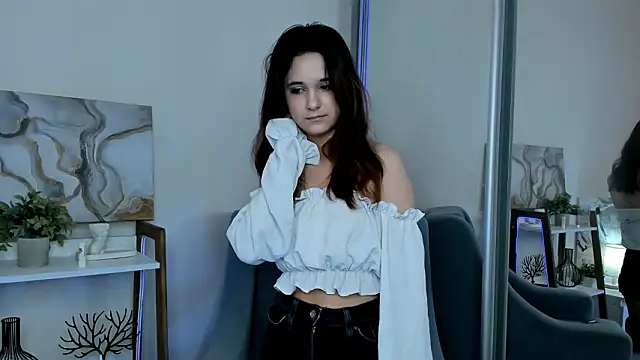 GrayceVavra online show from 03.04.26