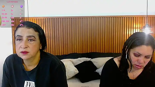 Snapshot of Annita_sex69 chatting on 07.27.26 Annita sex69 online show from 07.27.26