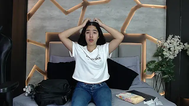 Snapshot of SilkNyx chatting on 03.03.26 SilkNyx online show from 03.03.26