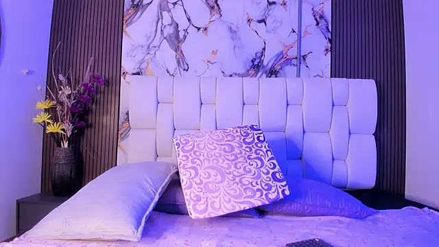 alisstarr online show from 04.15.26