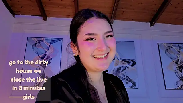Snapshot of zoe_moon__ chatting on 07.28.26 zoe moon online show from 07.28.26