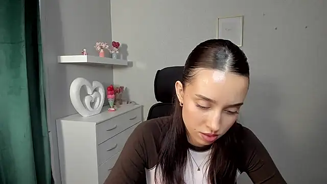 AdeleSolo online show from 04.21.26