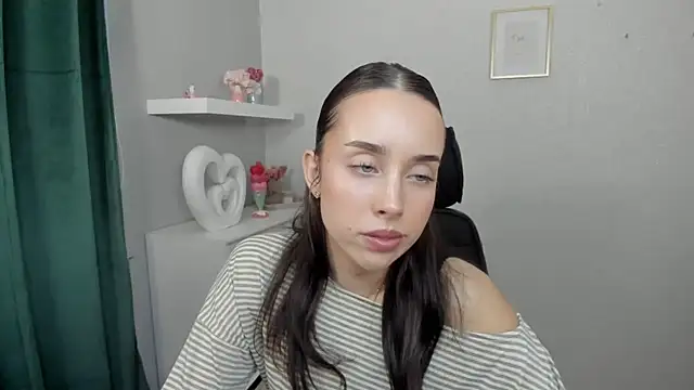AdeleSolo online show from 05.01.26