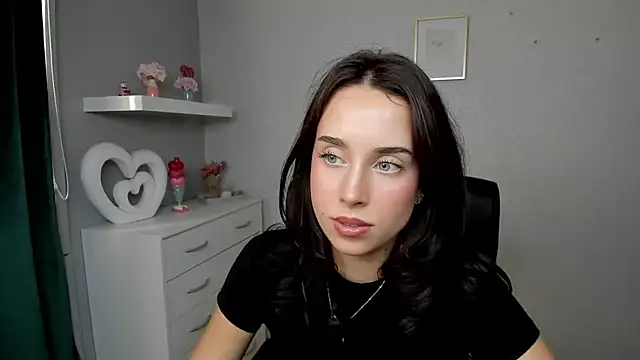 AdeleSolo online show from 06.01.26
