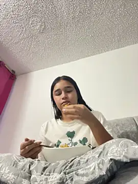 I Samanthaa online show from 05.04.26