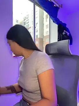 I Samanthaa online show from 05.22.26