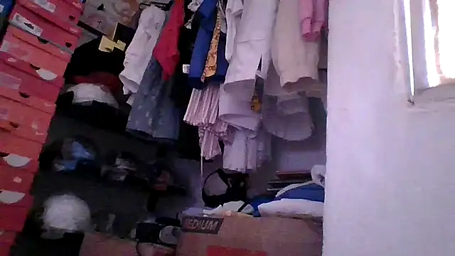 pocahontas hotty online show from 04.07.26