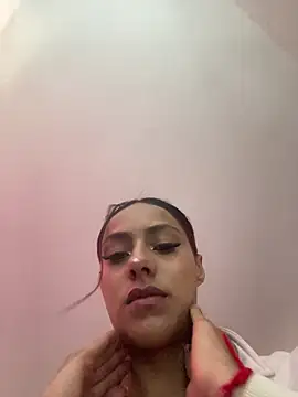 Emily-Fire online show from 04.17.26