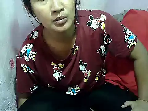 Snapshot of Sh1nbae22 chatting on 03.15.26 Sh1nbae22 online show from 03.15.26