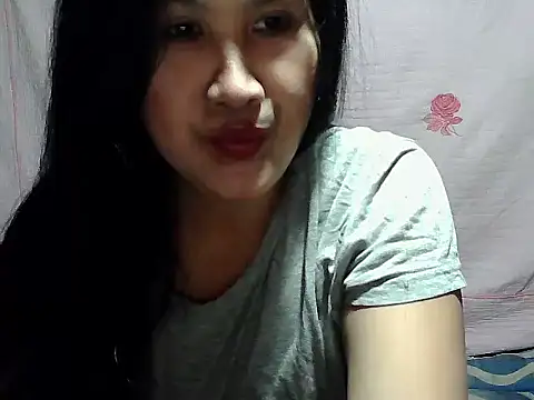 Snapshot of Sh1nbae22 chatting on 04.25.26 Sh1nbae22 online show from 04.25.26
