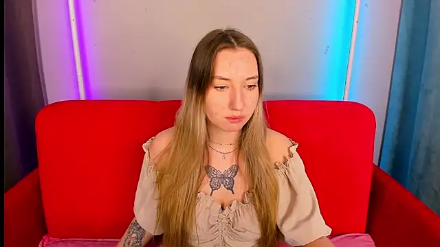 Snapshot of JollyBlondy chatting on 02.21.26 JollyBlondy online show from 02.21.26