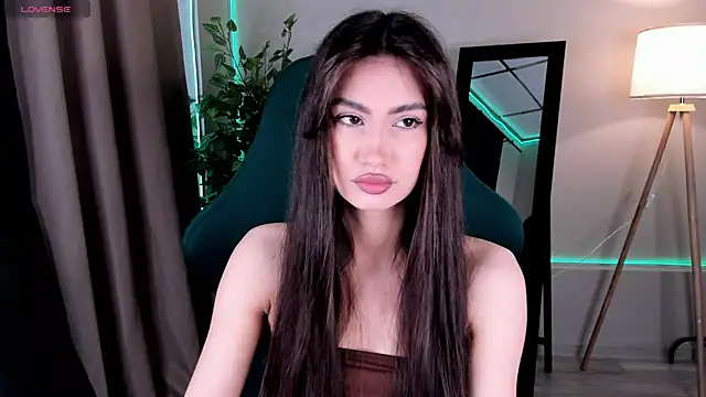 Adele Lanea online show from 05.15.26