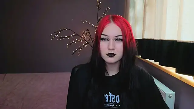 Snapshot of ElizabethVamp chatting on 07.01.26 ElizabethVamp online show from 07.01.26