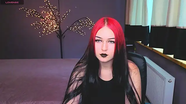 Snapshot of ElizabethVamp chatting on 07.04.26 ElizabethVamp online show from 07.04.26