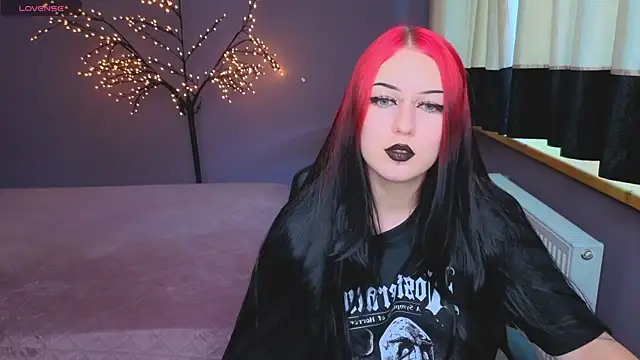 Snapshot of ElizabethVamp chatting on 07.05.26 ElizabethVamp online show from 07.05.26